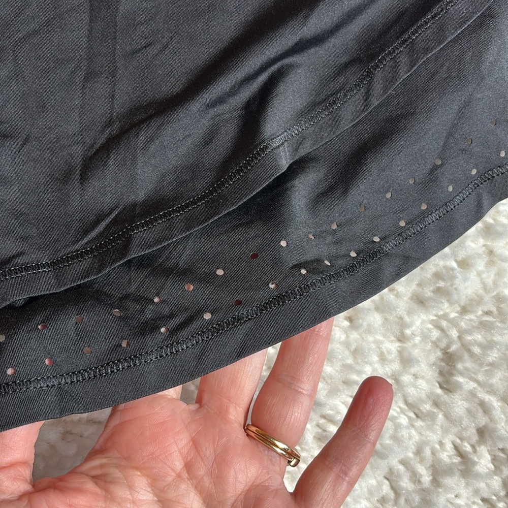 Athleta Stealth Trucool Double Layer Skort in Black, Built-In Shorts, Size XL - Picture 5 of 12